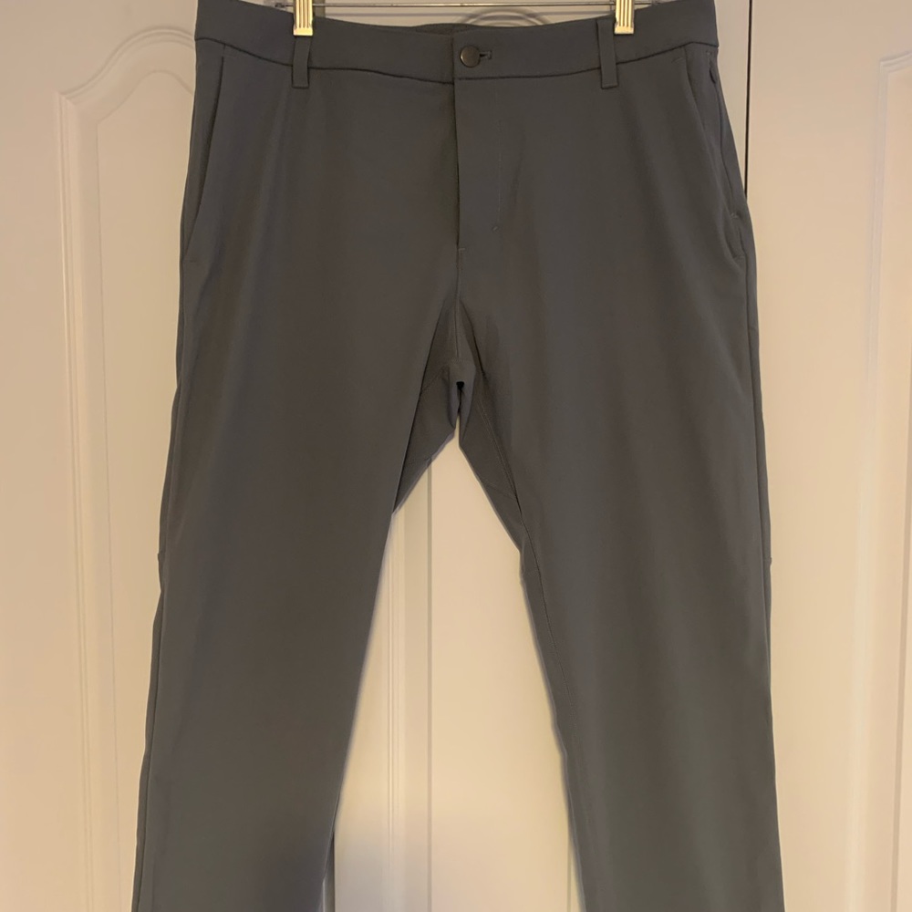 Men’s Lululemon Pant Size 34 inseam 27